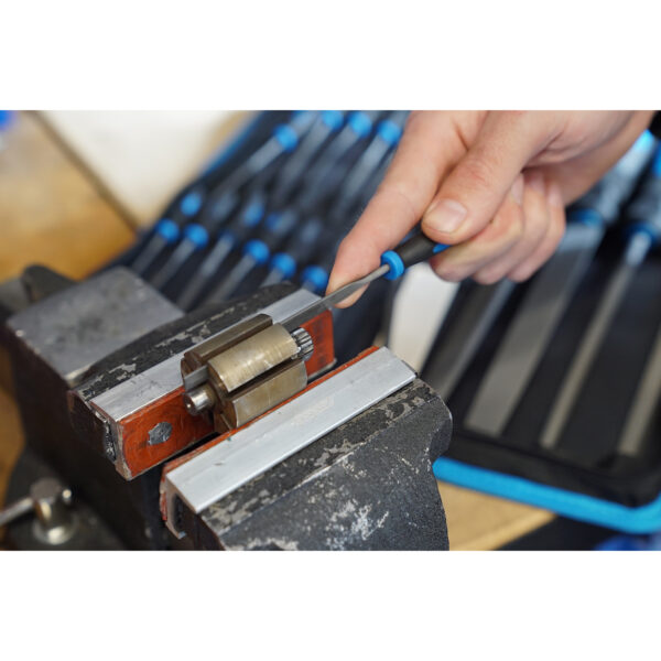 FOT_ANW_ALG_BT_BT103030.AW2_SALL_AING_V1