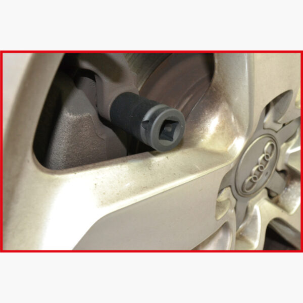 FOT_ANW_ALG_AUTO_150.2236.AW2_SALL_AING_V1