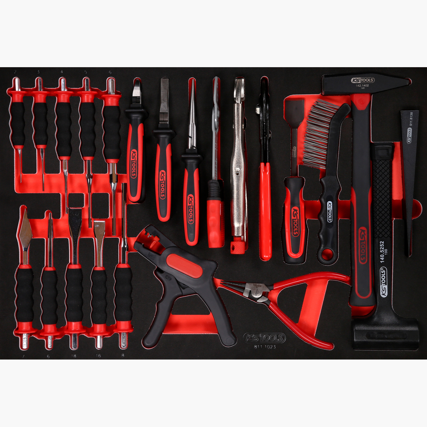 FOT_PRO_ALG_811.1023_SALL_AING_V1