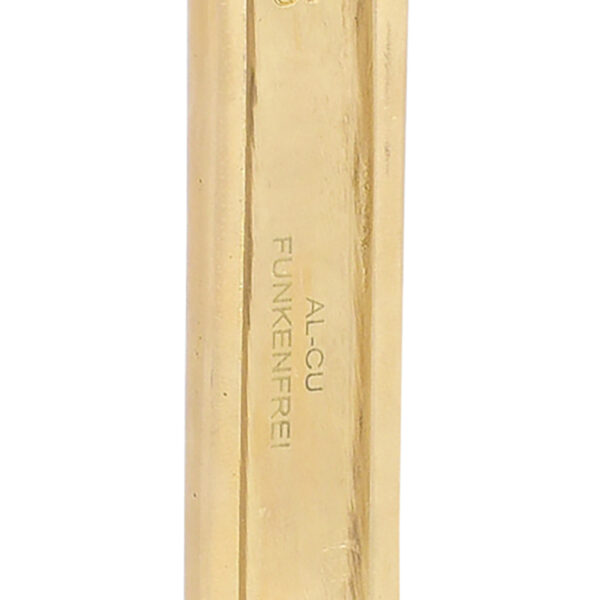 FOT_PRO_VAR_963.7054.2_SALL_AING_V1