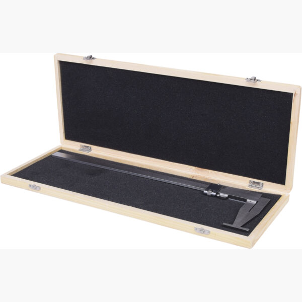 FOT_PRO_ALG_300.0525_SALL_AING_V1