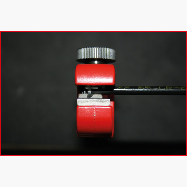 FOT_ANW_ALG_AUTO_150.2226.AW2_SALL_AING_V1