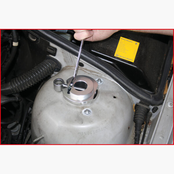 FOT_ANW_ALG_AUTO_150.1820.AW2_SALL_AING_V1