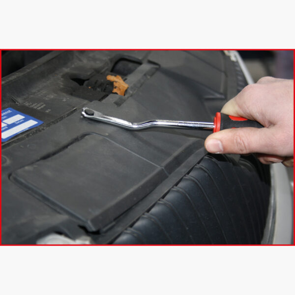 FOT_ANW_ALG_AUTO_140.2370.AW1_SALL_AING_V1