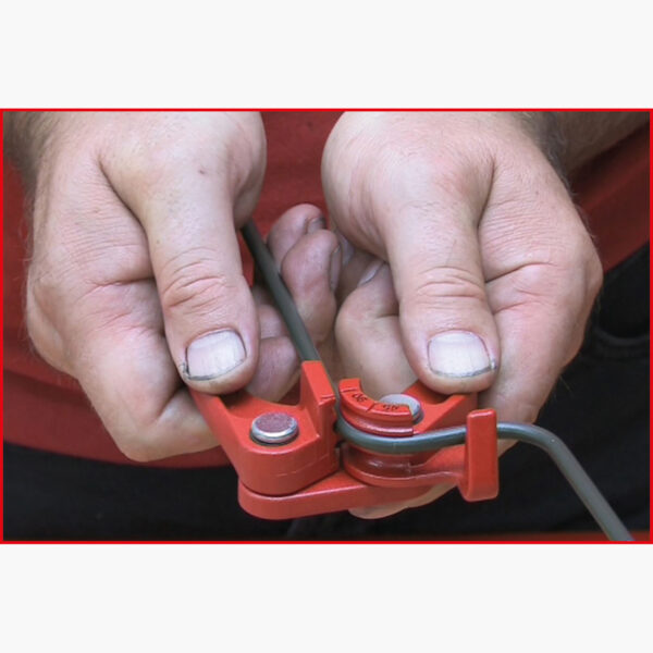 FOT_ANW_ALG_AUTO_120.1050.AW3_SALL_AING_V1