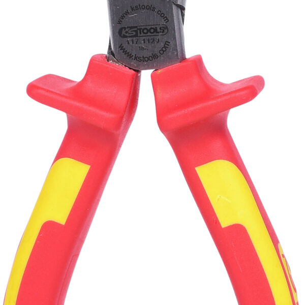 FOT_PRO_VAR_117.1120.2_SALL_AING_V1