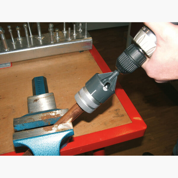 FOT_ANW_ALG_ROHR_105.3005.AW2_SALL_AING_V1